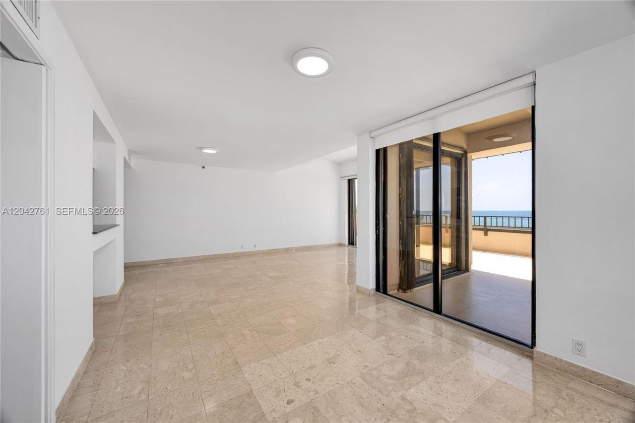 201 Crandon Blvd , Unit 643, Key Biscayne, FL 33149 Photo
