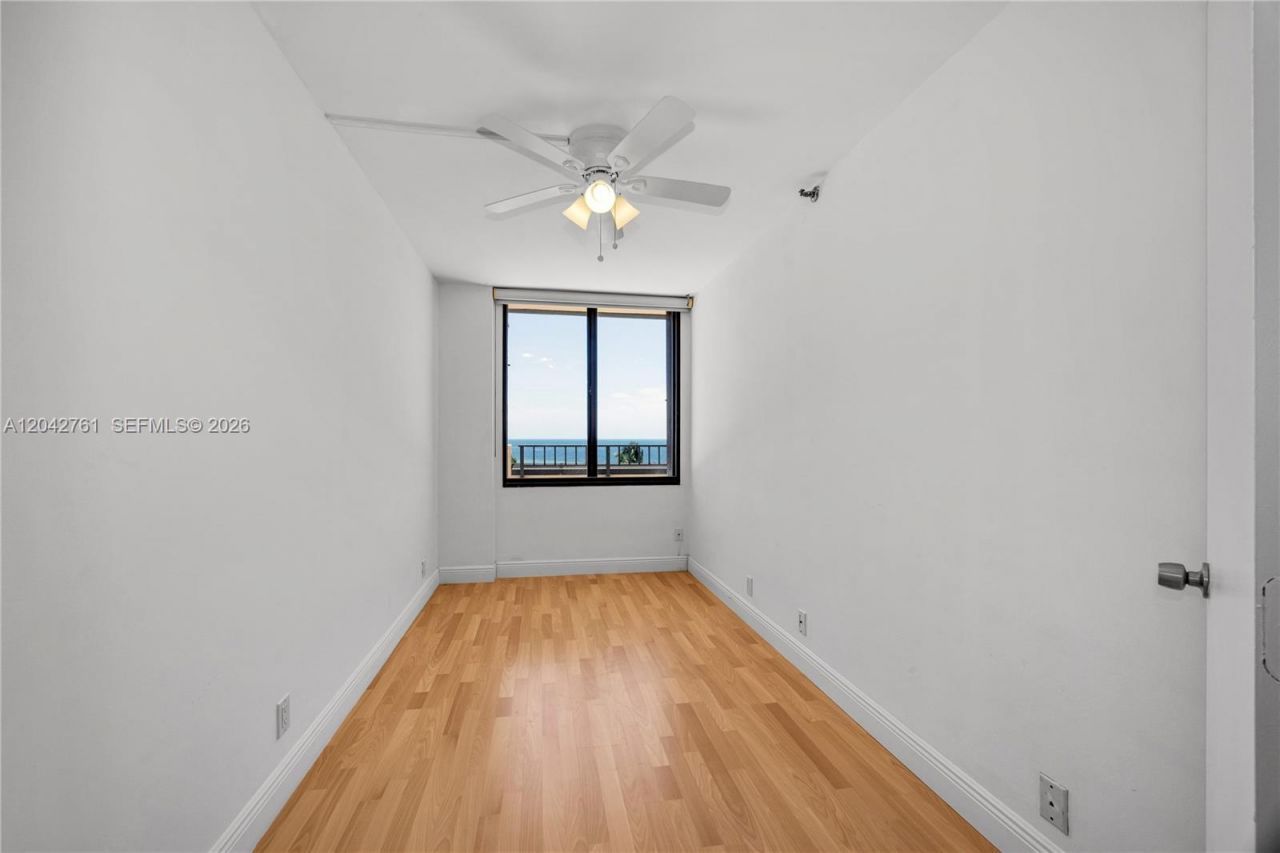 201 Crandon Blvd , Unit 643, Key Biscayne, FL 33149 Photo