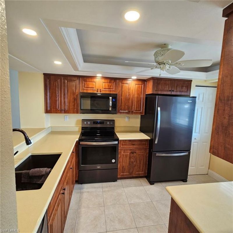 4253 Bay Beach Ln, Unit C6, Fort Myers Beach, FL 33931 Photo