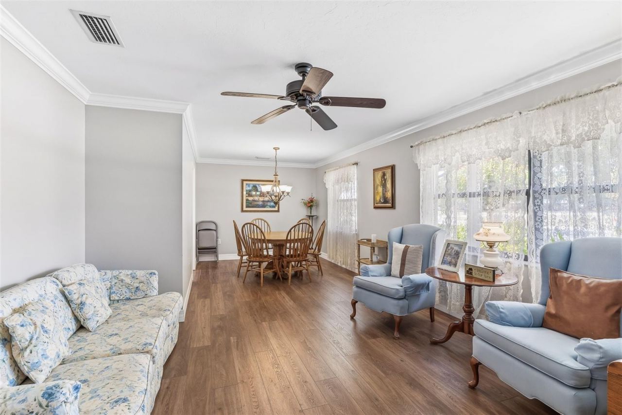 7565 Castle Drive, Sarasota, FL 34240 Photo