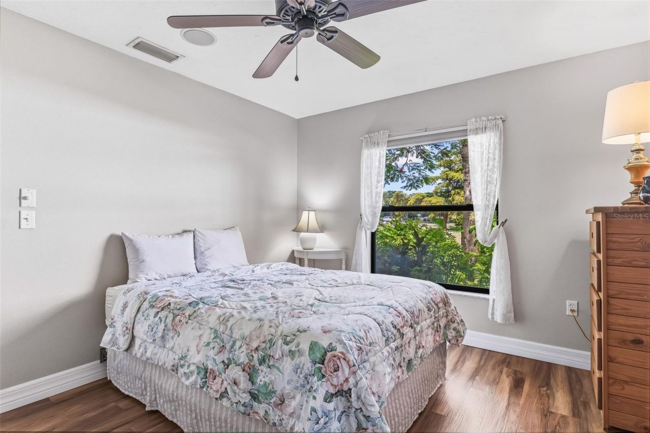 7565 Castle Drive, Sarasota, FL 34240 Photo