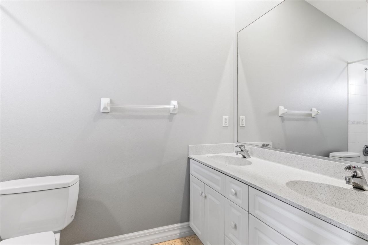 7565 Castle Drive, Sarasota, FL 34240 Photo