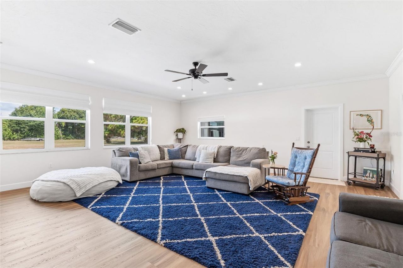 7565 Castle Drive, Sarasota, FL 34240 Photo