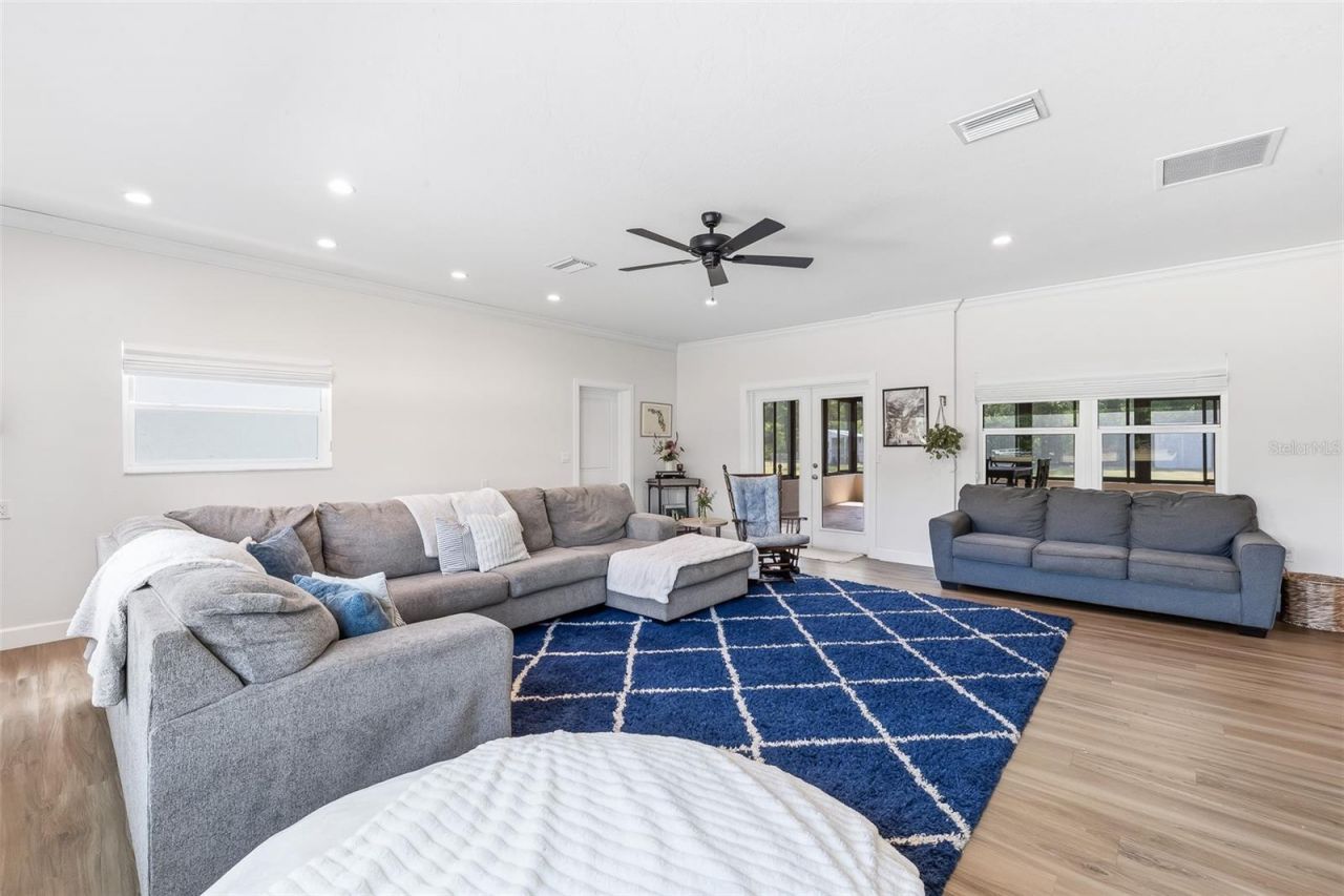 7565 Castle Drive, Sarasota, FL 34240 Photo
