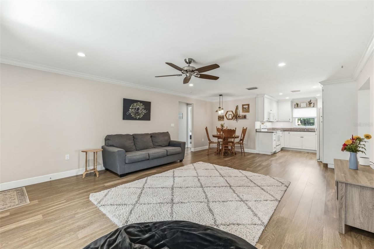 7565 Castle Drive, Sarasota, FL 34240 Photo