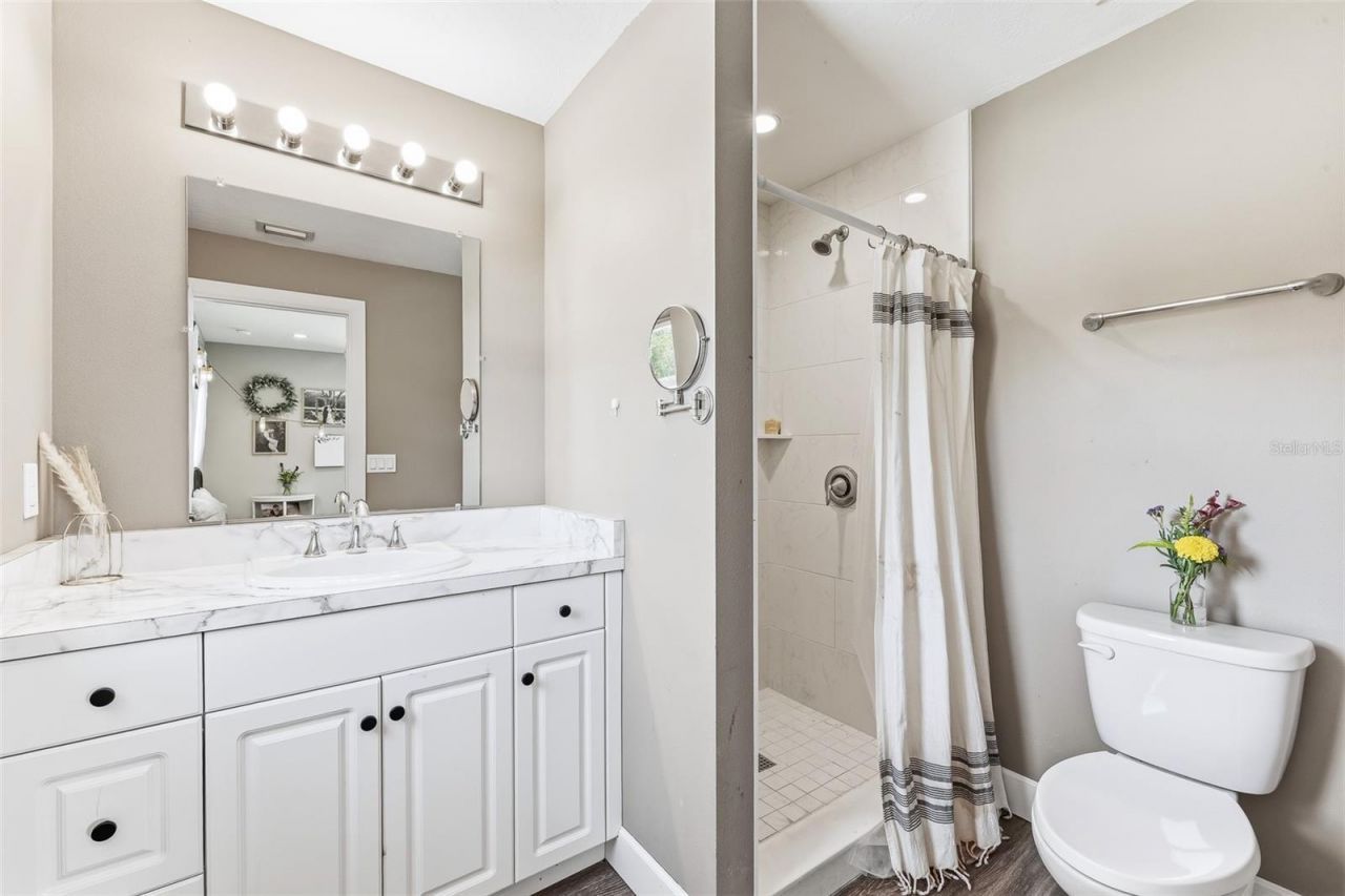 7565 Castle Drive, Sarasota, FL 34240 Photo