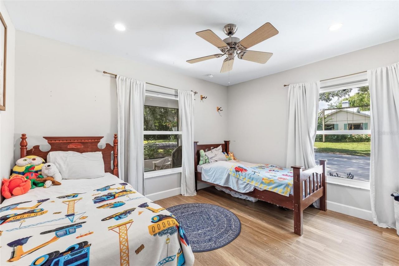 7565 Castle Drive, Sarasota, FL 34240 Photo