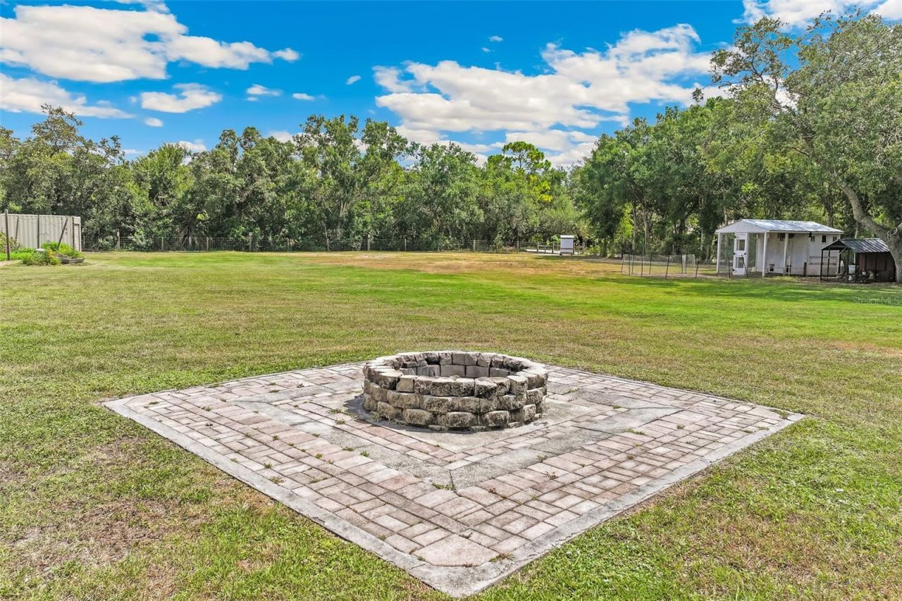 7565 Castle Drive, Sarasota, FL 34240 Photo