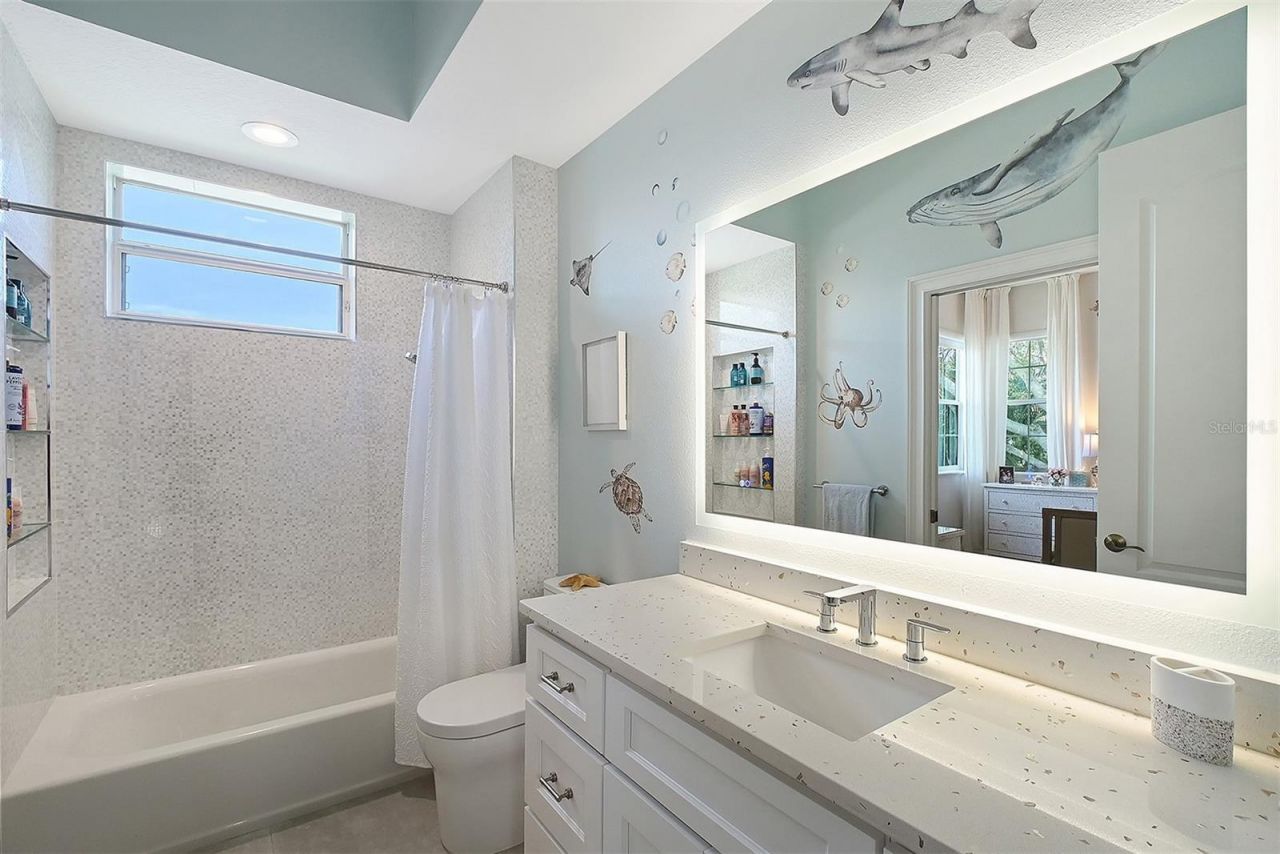 3921 Maravic Place, Sarasota, FL 34231 Photo