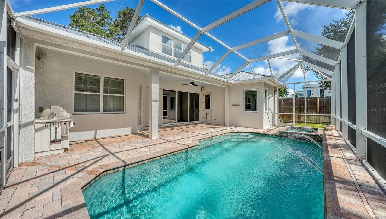 3921 Maravic Place, Sarasota, FL 34231 Photo