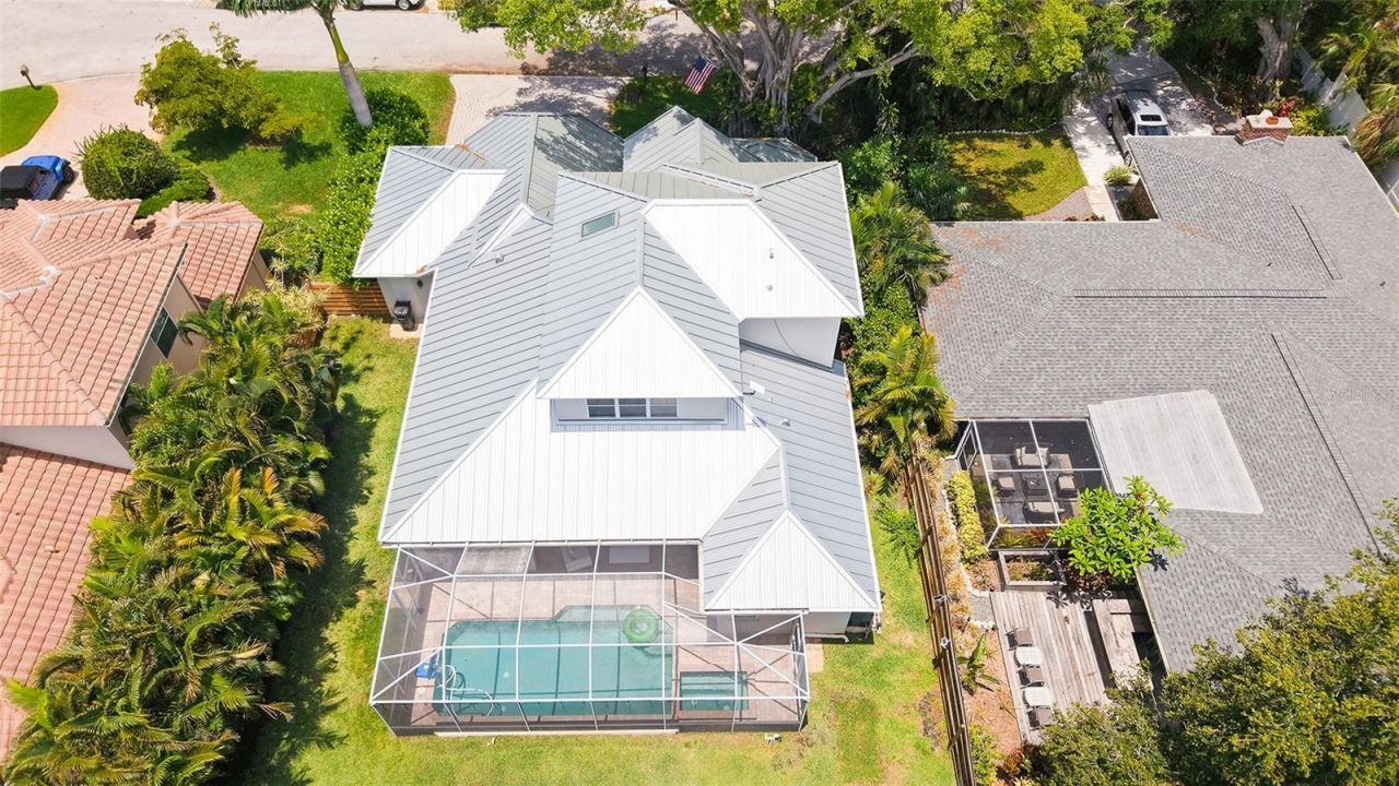 3921 Maravic Place, Sarasota, FL 34231 Photo
