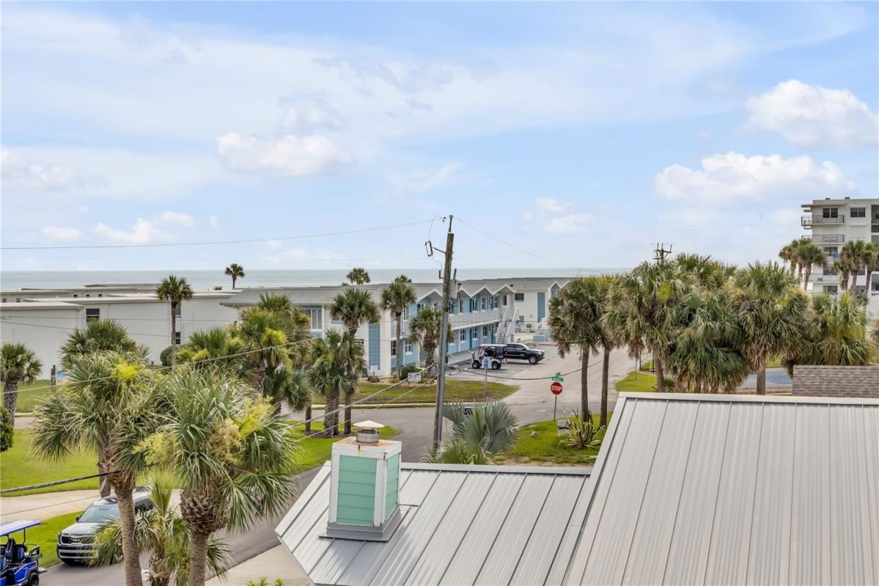 315 Due East Street, New Smyrna Beach, FL 32169 Photo