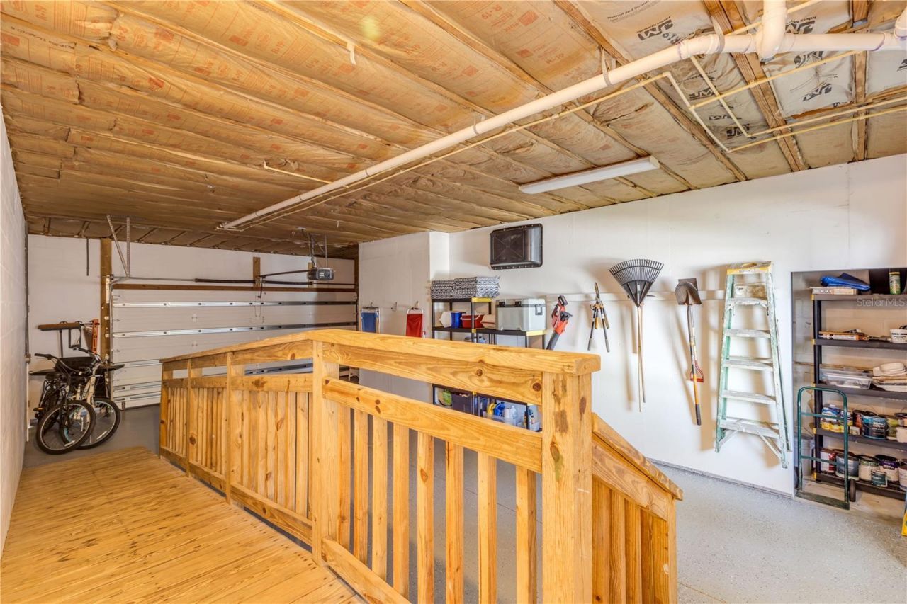 315 Due East Street, New Smyrna Beach, FL 32169 Photo