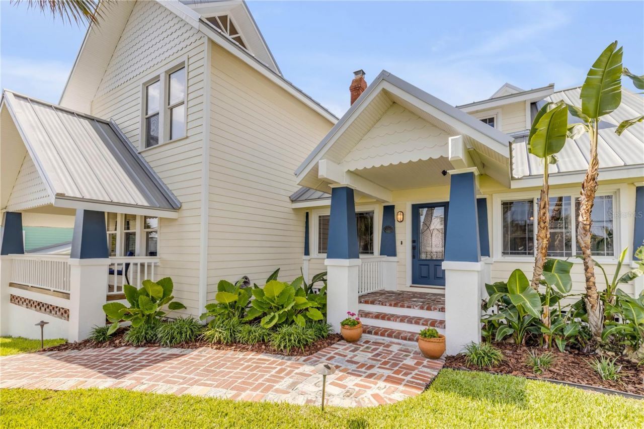315 Due East Street, New Smyrna Beach, FL 32169 Photo