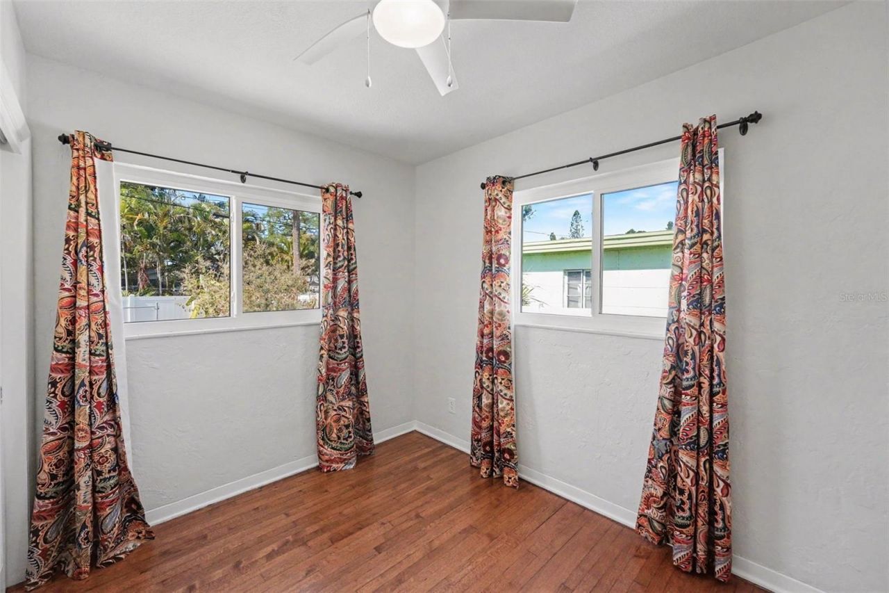 4660 22nd Avenue S, Saint Petersburg, FL 33711 Photo