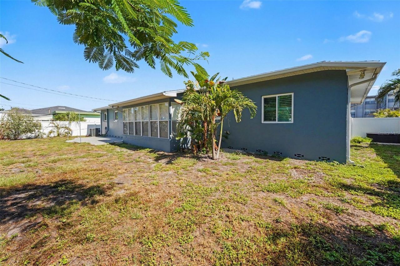 4660 22nd Avenue S, Saint Petersburg, FL 33711 Photo