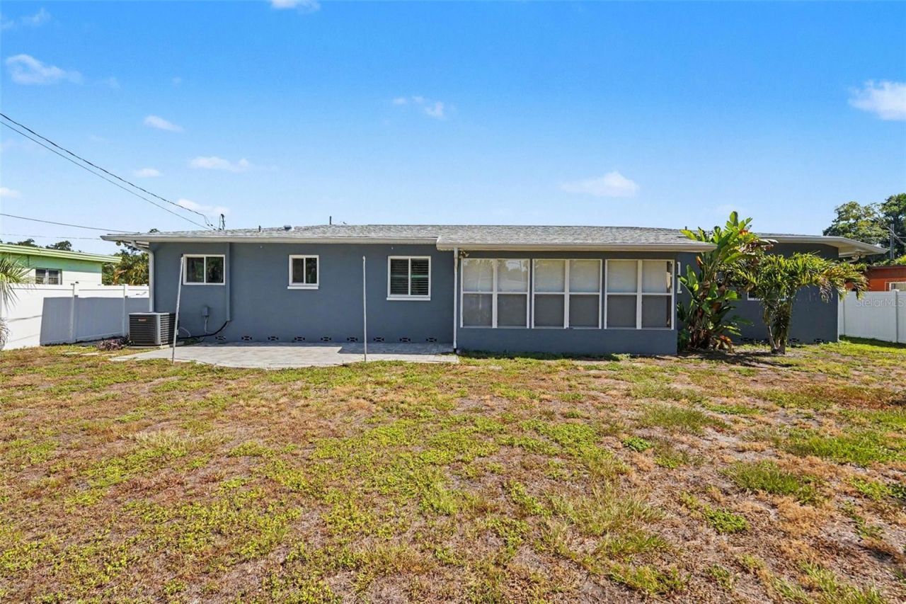 4660 22nd Avenue S, Saint Petersburg, FL 33711 Photo