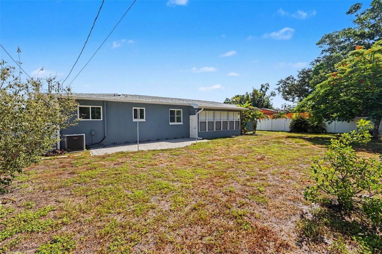 4660 22nd Avenue S, Saint Petersburg, FL 33711 Photo