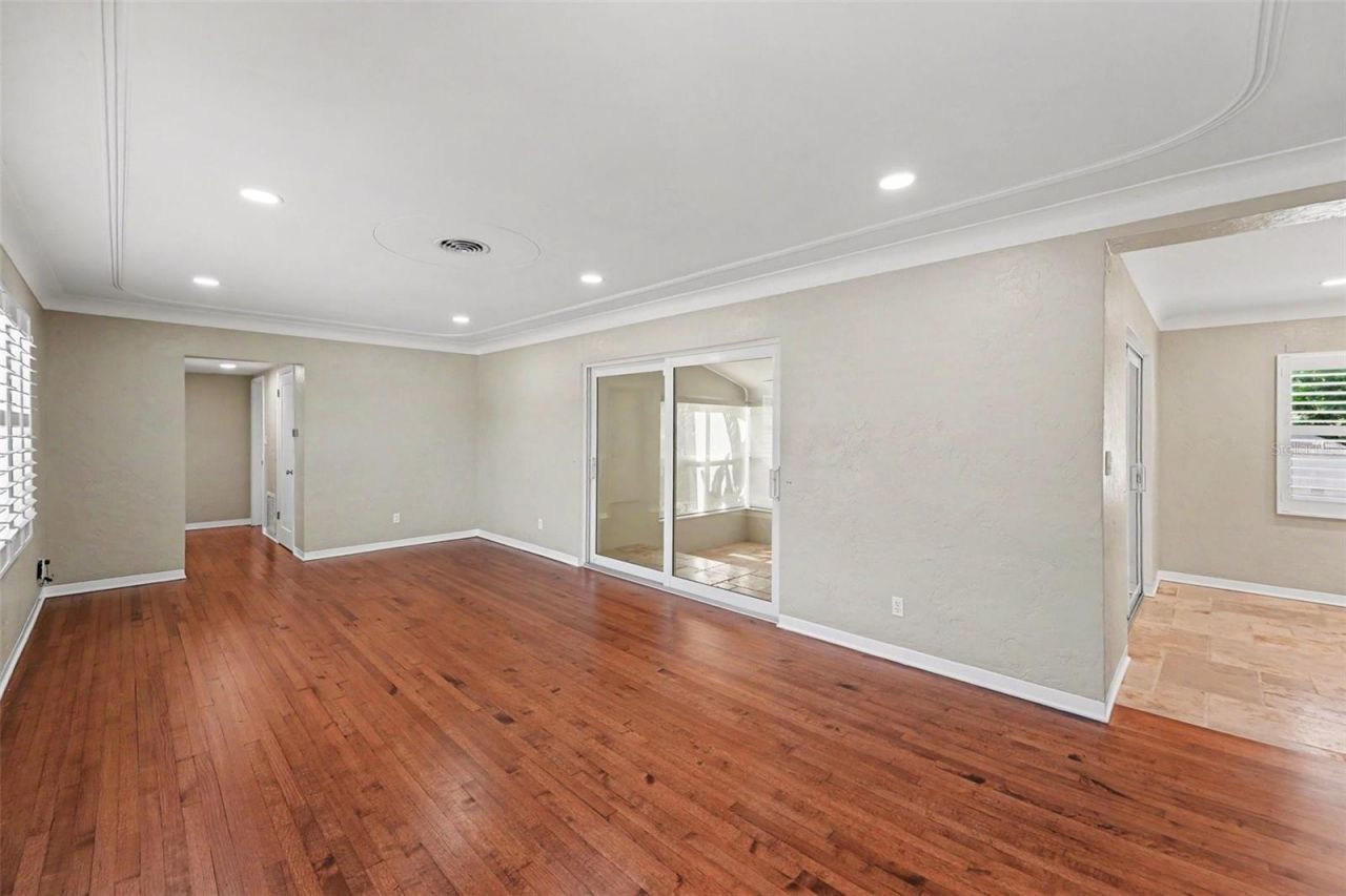 4660 22nd Avenue S, Saint Petersburg, FL 33711 Photo