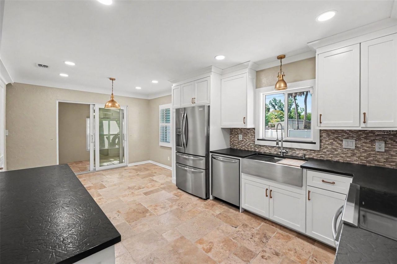 4660 22nd Avenue S, Saint Petersburg, FL 33711 Photo