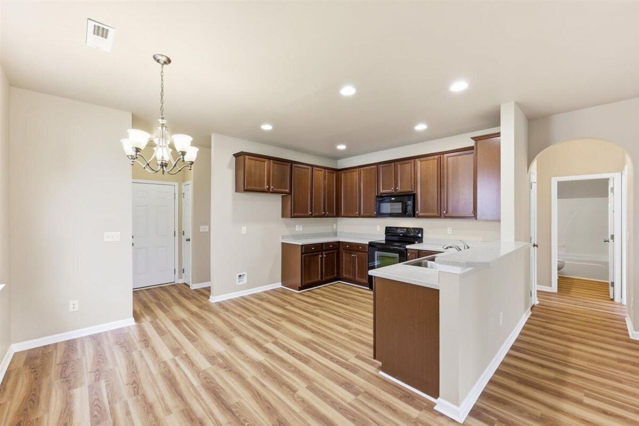4838 Cane Pole Lane Photo 10