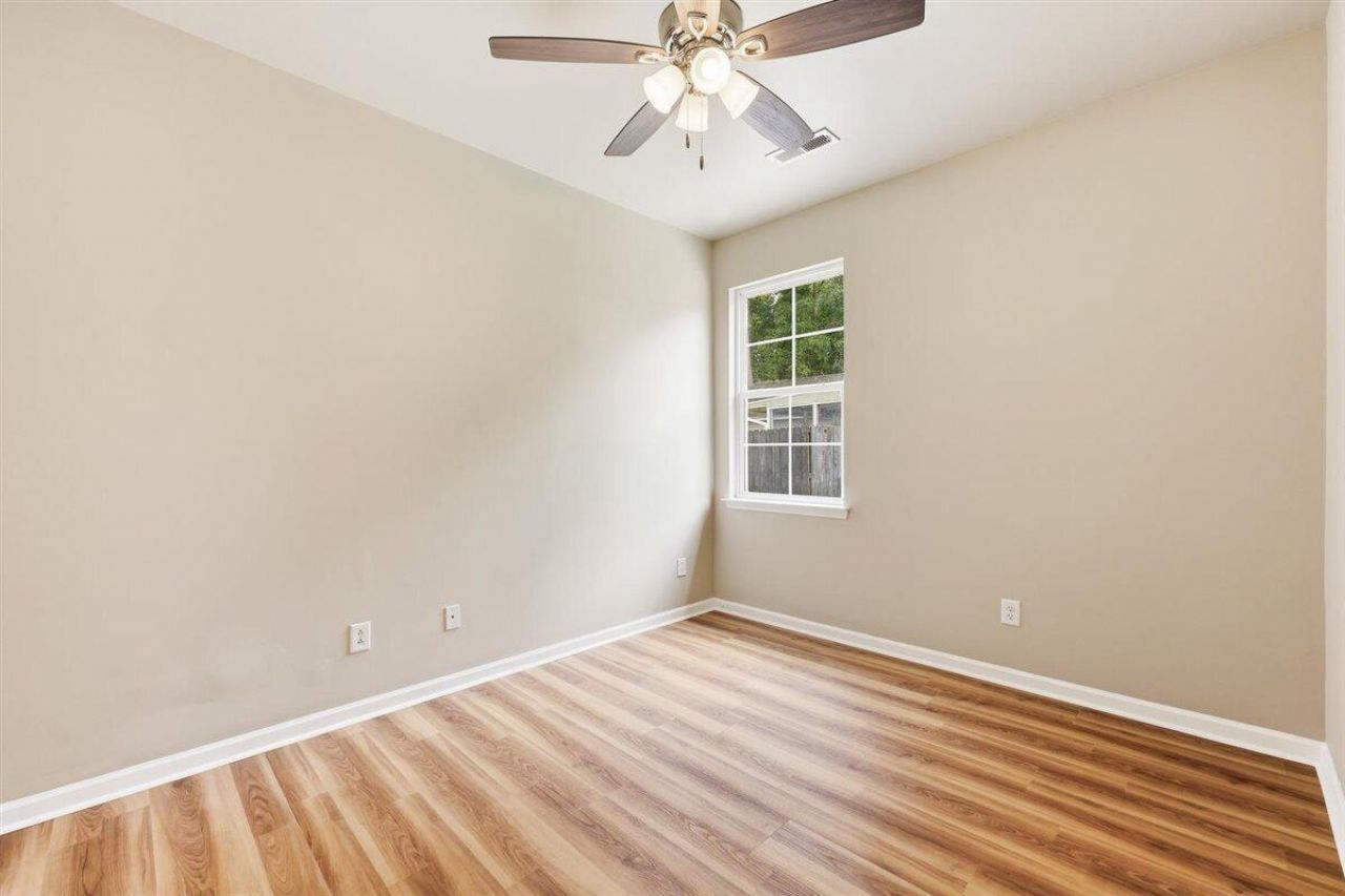 4838 Cane Pole Lane Photo 18