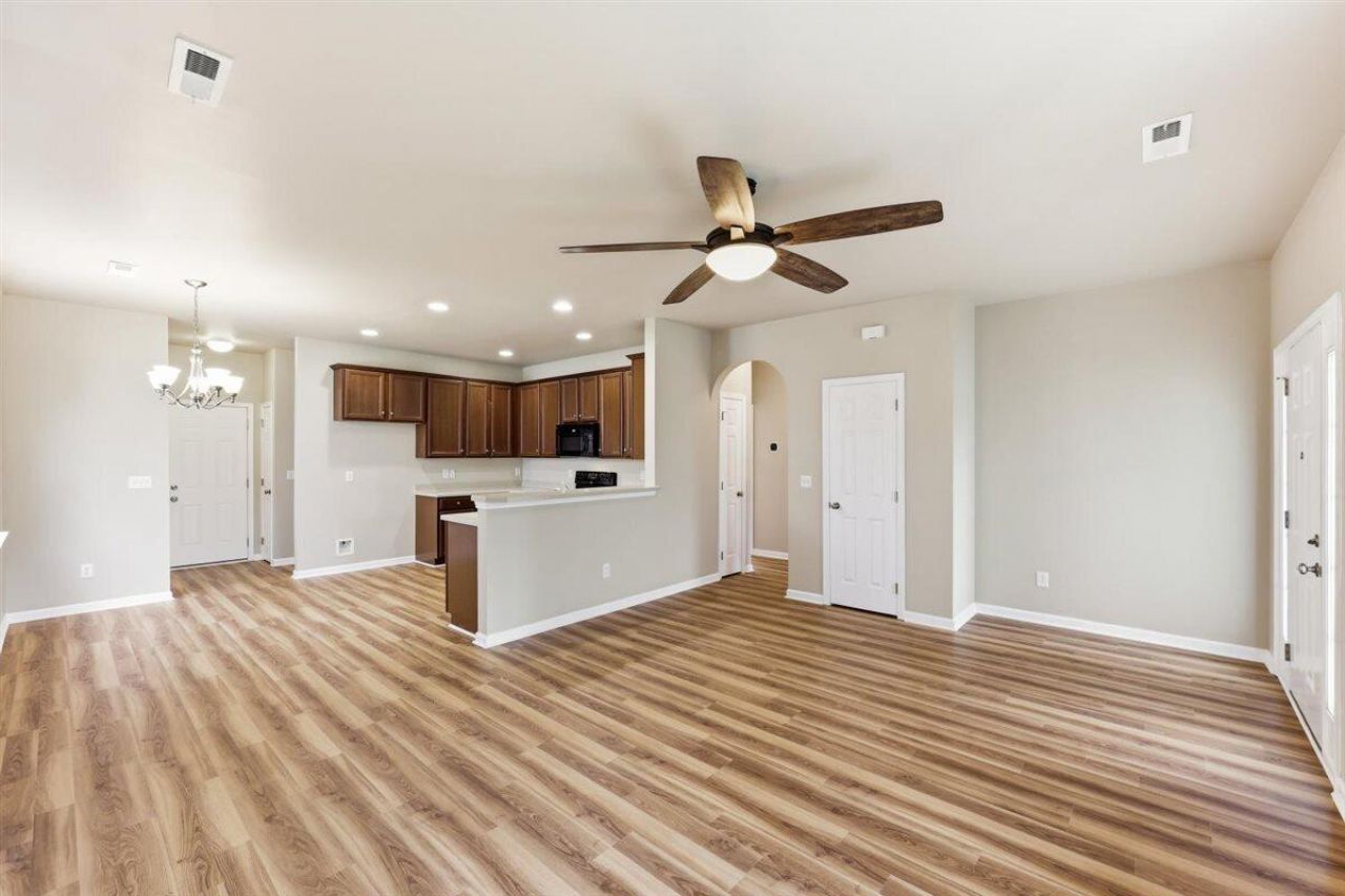 4838 Cane Pole Lane Photo 9