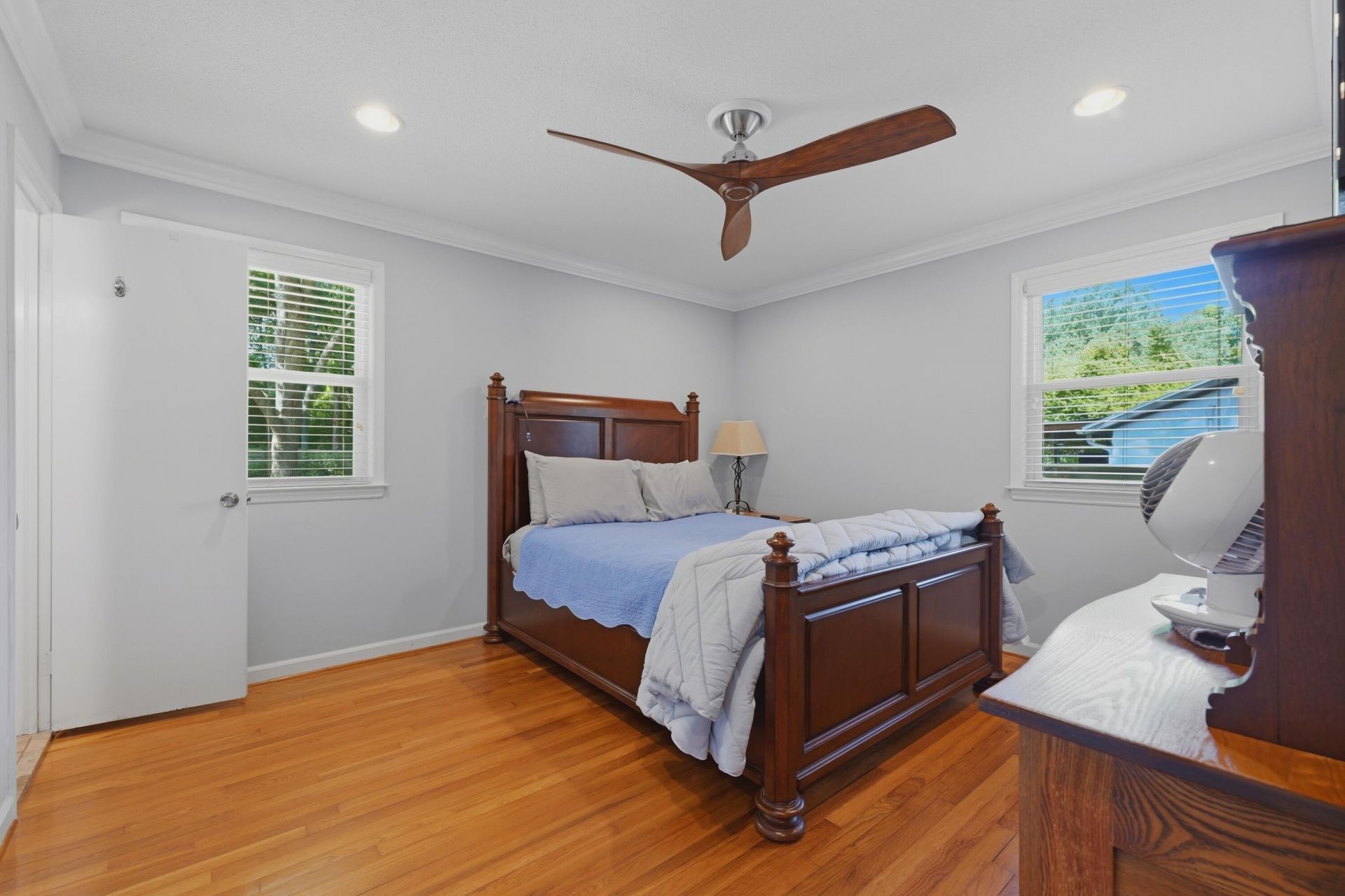 2435 Lantern Street Photo 18