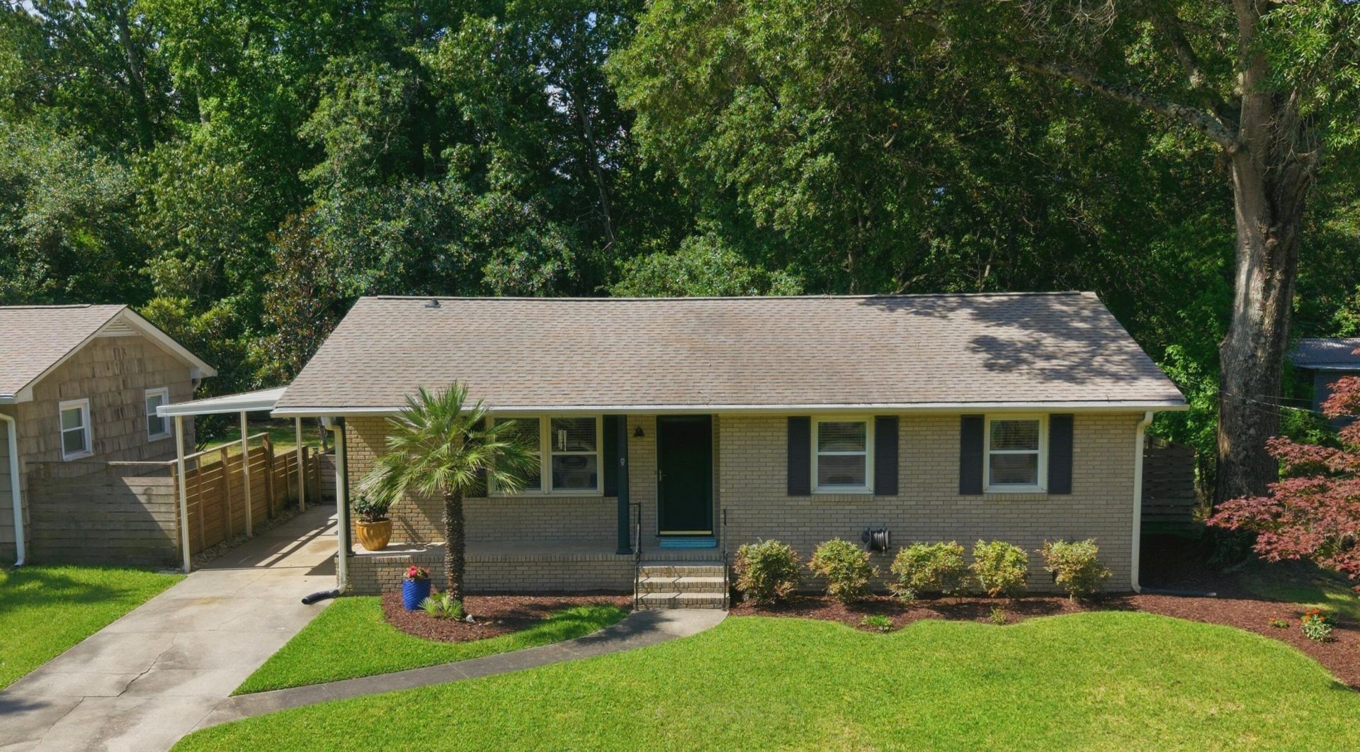 2435 Lantern Street Photo 3