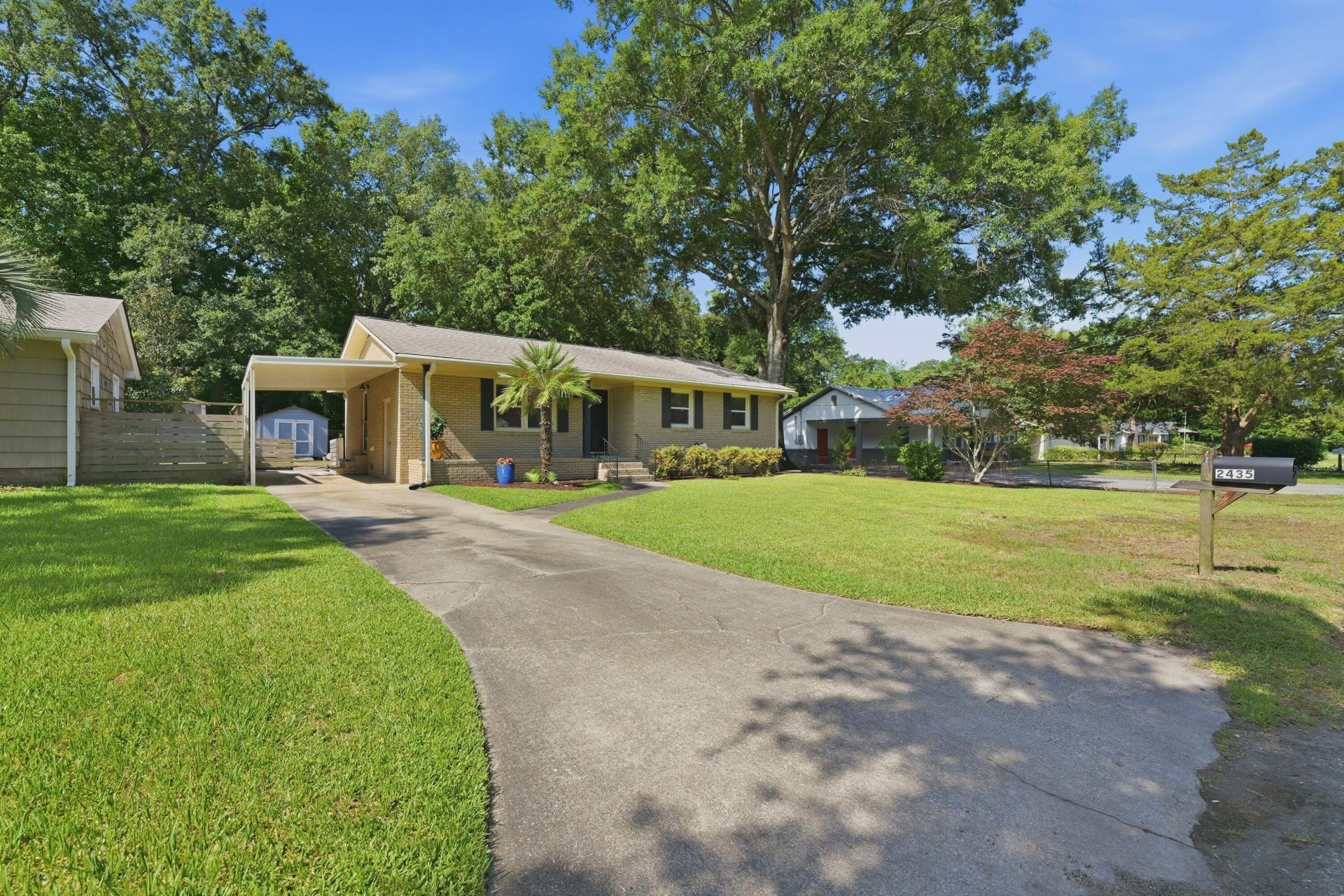 2435 Lantern Street Photo 5