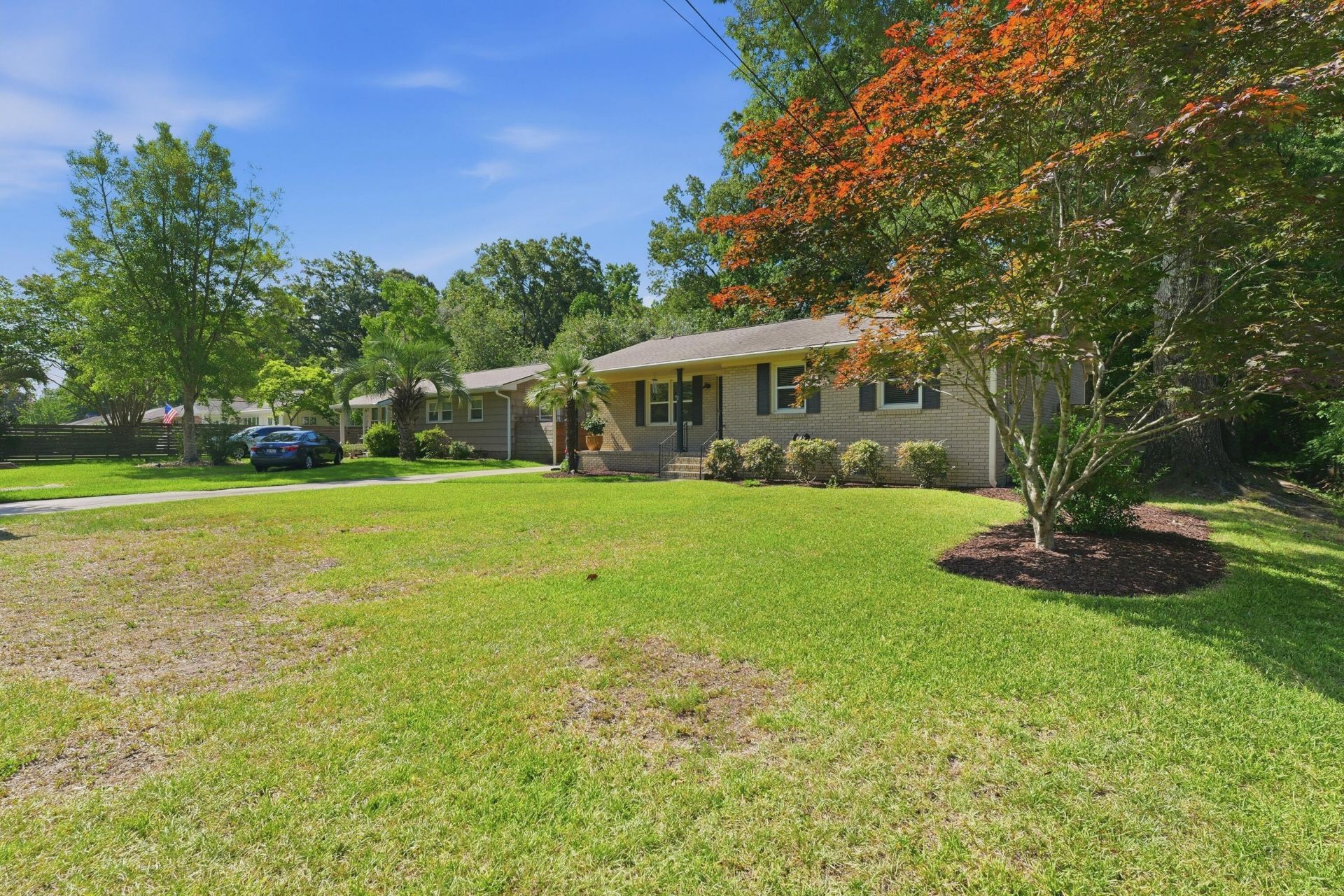 2435 Lantern Street Photo 6