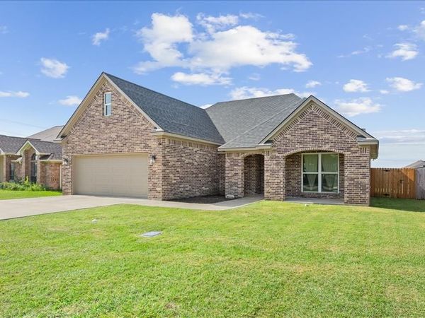 426 Alexander, Hillsboro, TX 76645