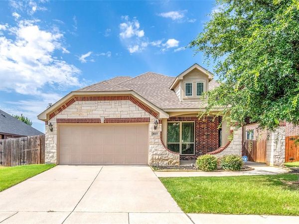 8117 Canyon Drive, Aubrey, TX 76227