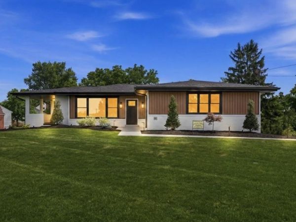 47 Tidball Rd, Pittsburgh, PA 15205
