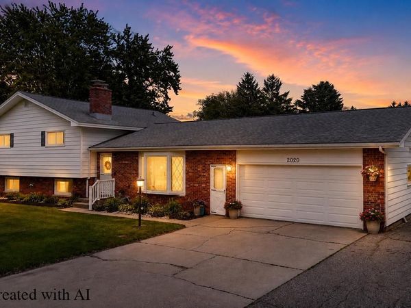 2020 WISCONSIN AVENUE, Plover, WI 54467