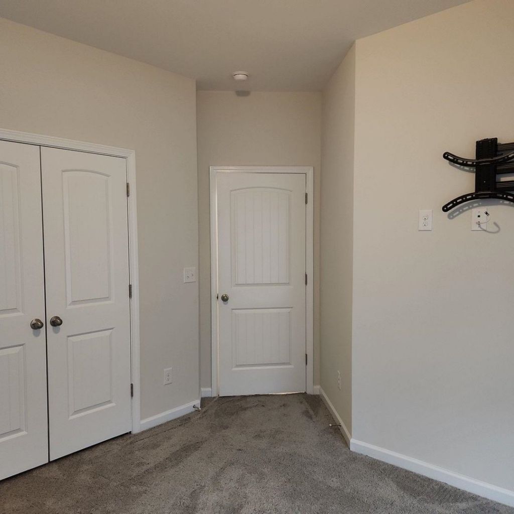 497 Hillsborough Dr.  Photo 24