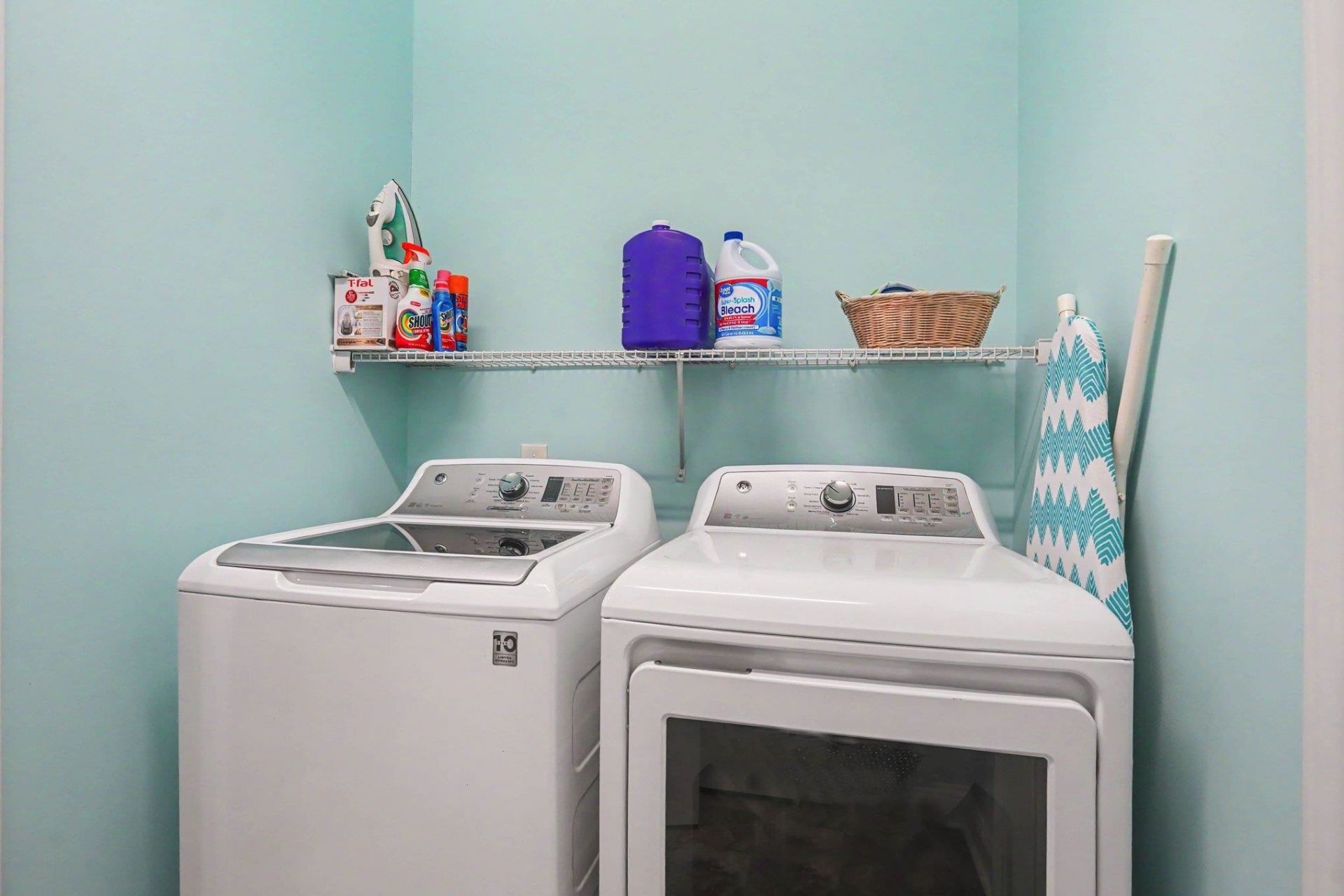 708 Silver Slipper Ct. Photo 25