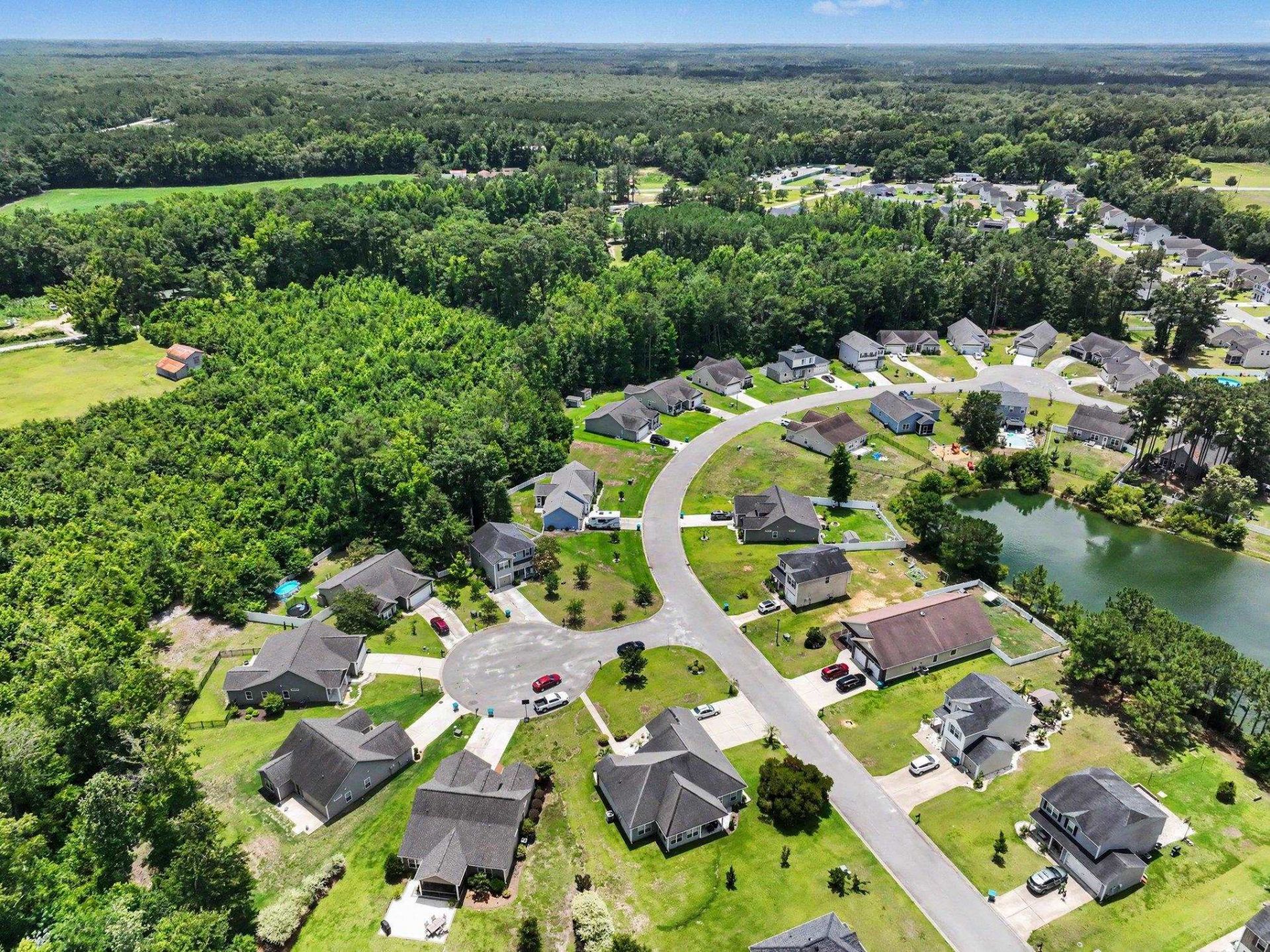 708 Silver Slipper Ct. Photo 32