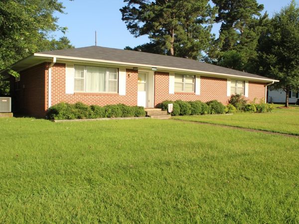 401 N 10th Street, Nashville, AR 71852