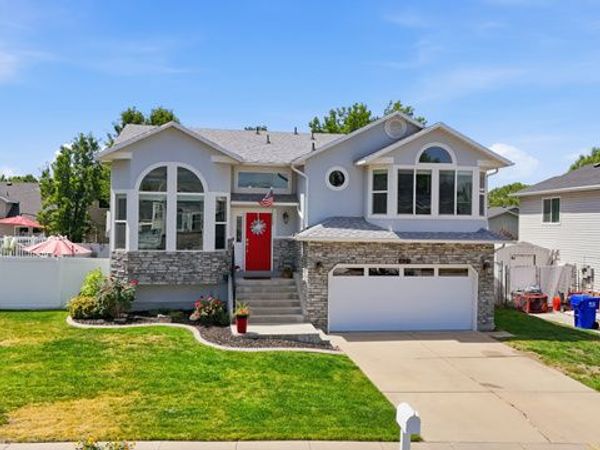 621 WILLOW BEND DR W, Centerville, UT 84014