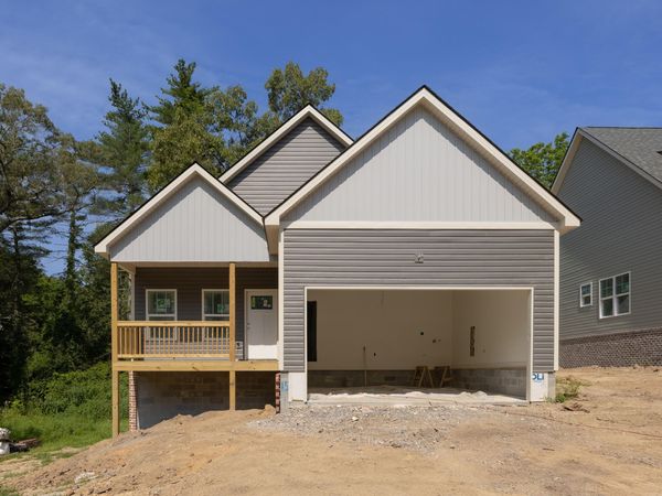 15 Greenslake Road, Rossville, GA 30741