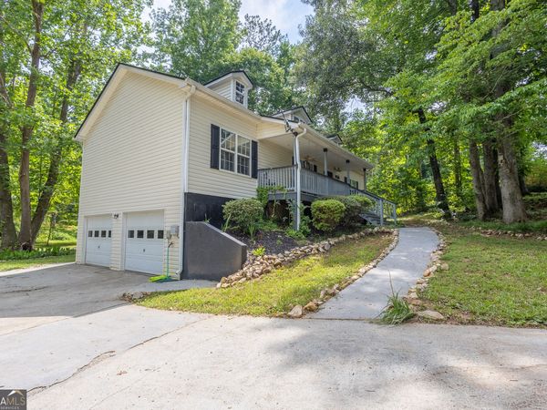 104 Streambank Court, Temple, GA 30179