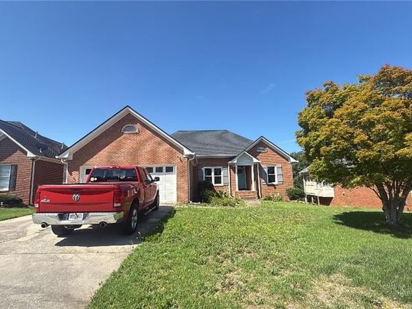 365 Oakpark Terrace , Mcdonough, GA 30253