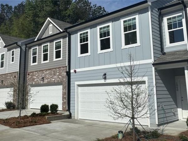 3021 Osier Circle , Douglasville, GA 30135