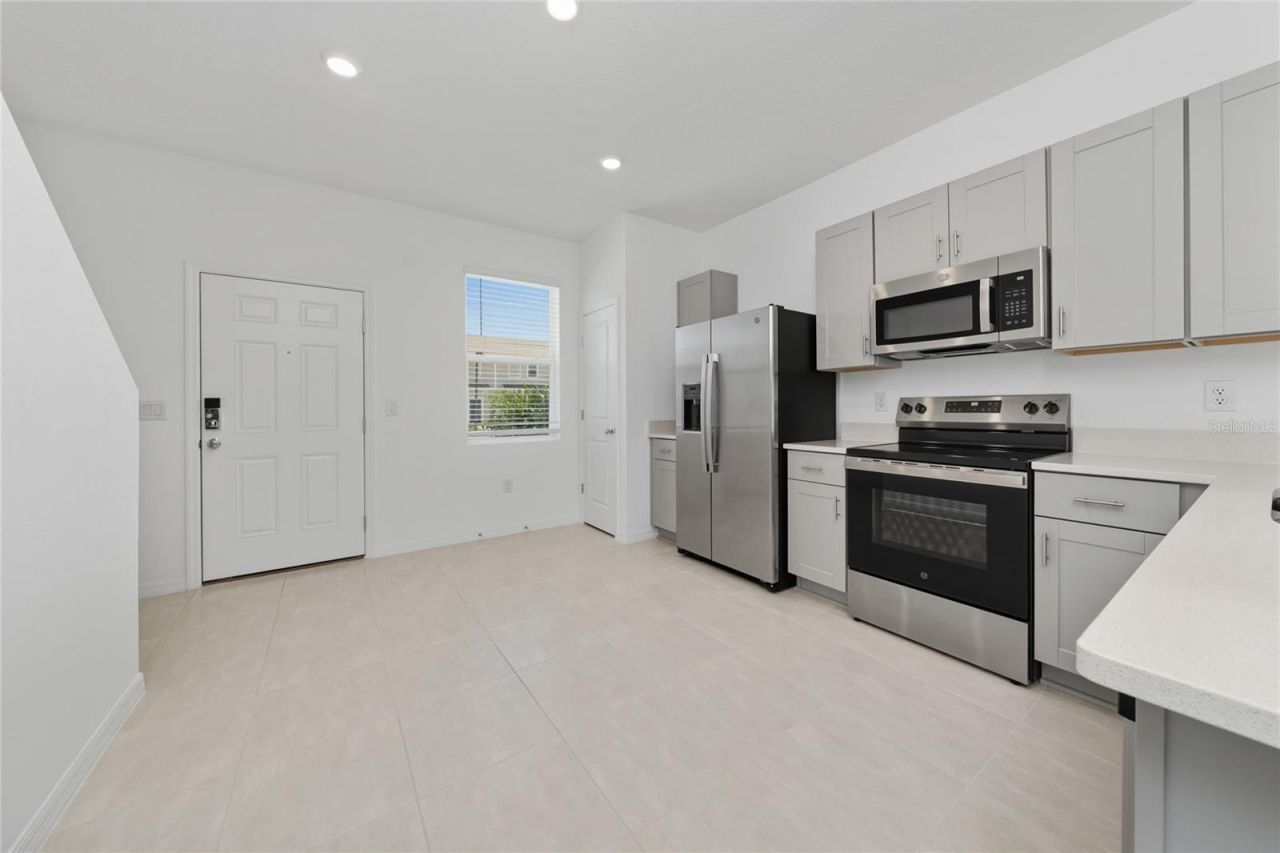 2916 Skyline Loop , Kissimmee, FL 34758 Photo