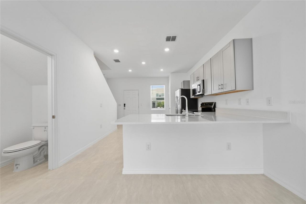2916 Skyline Loop , Kissimmee, FL 34758 Photo