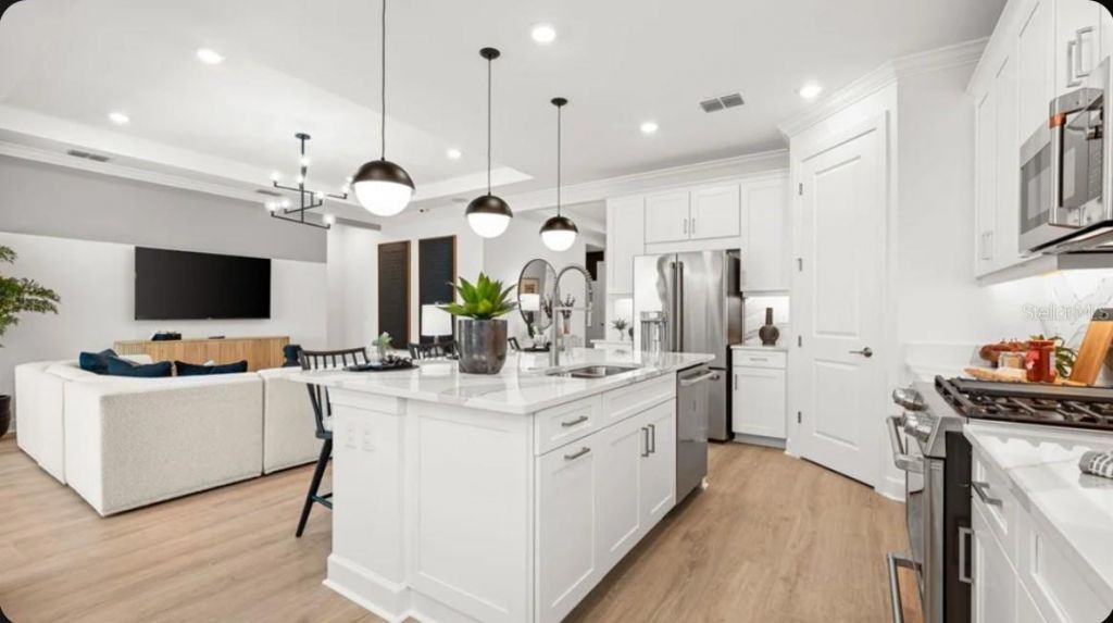 7424 Moonbeam Avenue, Sarasota, FL 34241 Photo