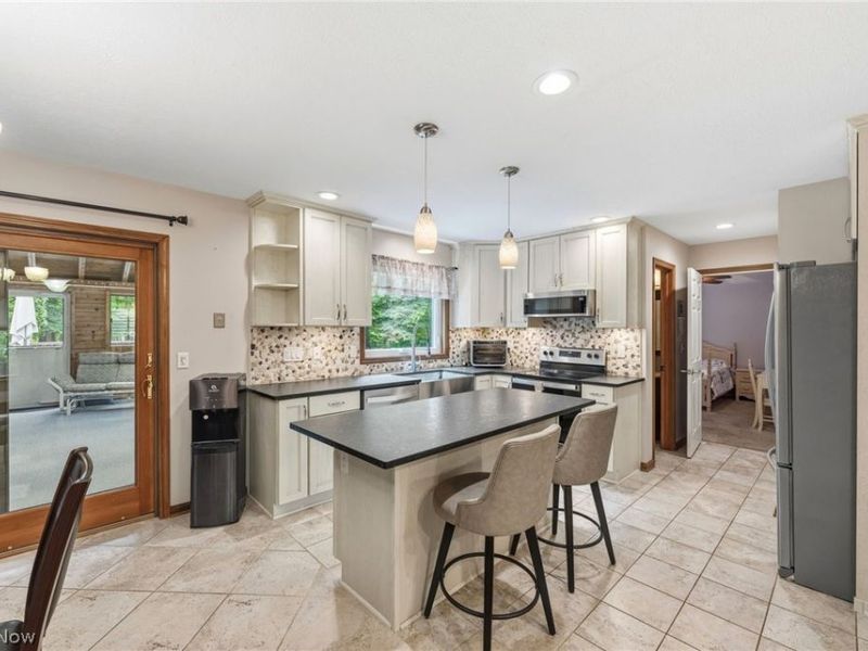 5196 Linda Drive, Medina, OH 44256 Photo 7