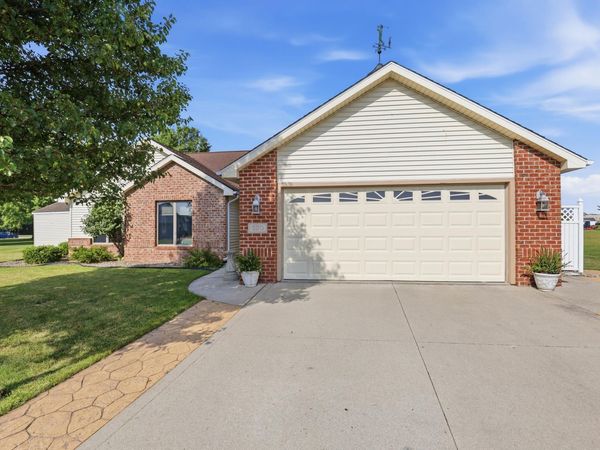 520 Chessie Court, Garrett, IN 46738