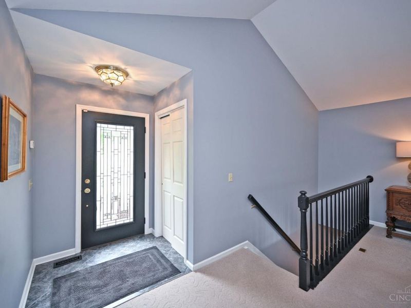3317 Cherryridge Drive, Miami Twp, OH 45052 Photo 4